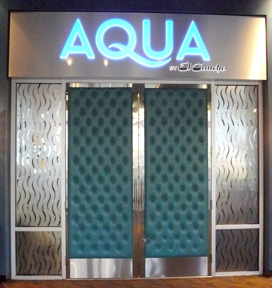 Entrance to Aqua.JPG